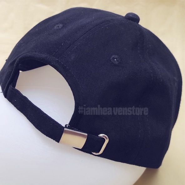 Topi Baseballcap Abjad Huruf Teks Alphabet A B C D E F G H I J K L M N O P Q R S T U V W X Y Z Navy