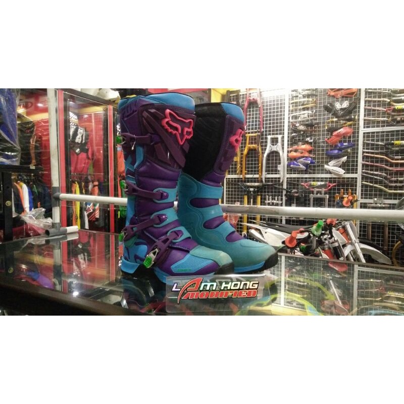 SEPATU CROSS TRAIL FOX COMP 5