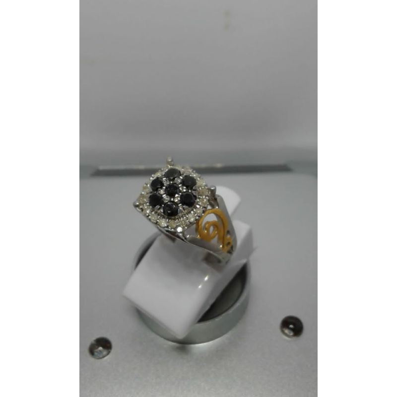 CincinWanitaBerlianHitam&BerlianEropa