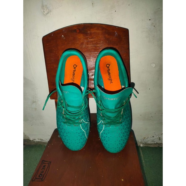 [SOLD] sepatu bola ortus eight second size 43