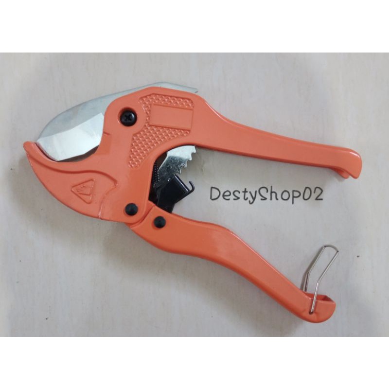 

Gunting Pipa Merk KRANZ 1"-5/8" 42mm Pex Cutter Gunting Pipa 42mm