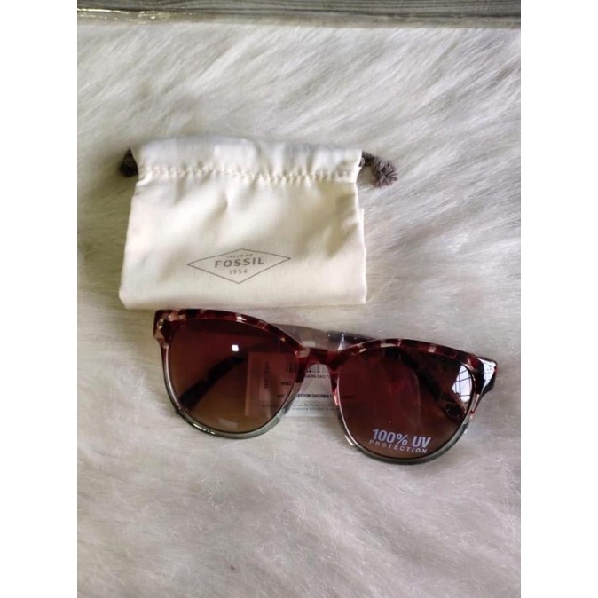 Best Seller Kacamata Hitam Wanita Fossil Sunnies 66353807