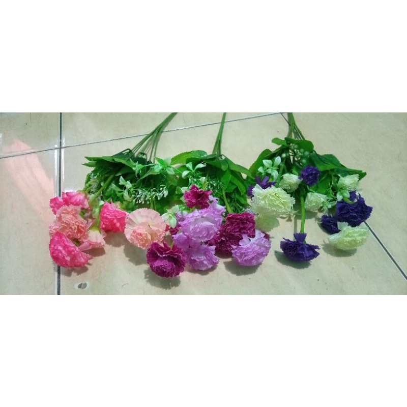 bunga anyelir artificial sedang