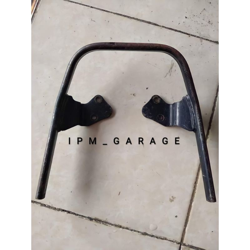 Begel Behel Pegangan Jok Vega R New ORI