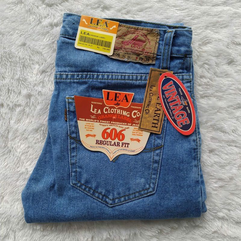 Celana jeans pria panjang. standar jeans LEA original 100% reguler fit