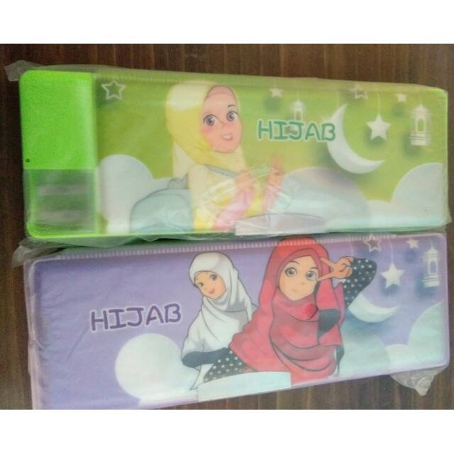 

Tempat pensil magnet Hijab