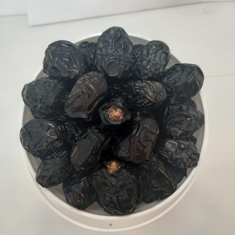 Kurma Ajwa 850gram Ember Madinah Aliyah
