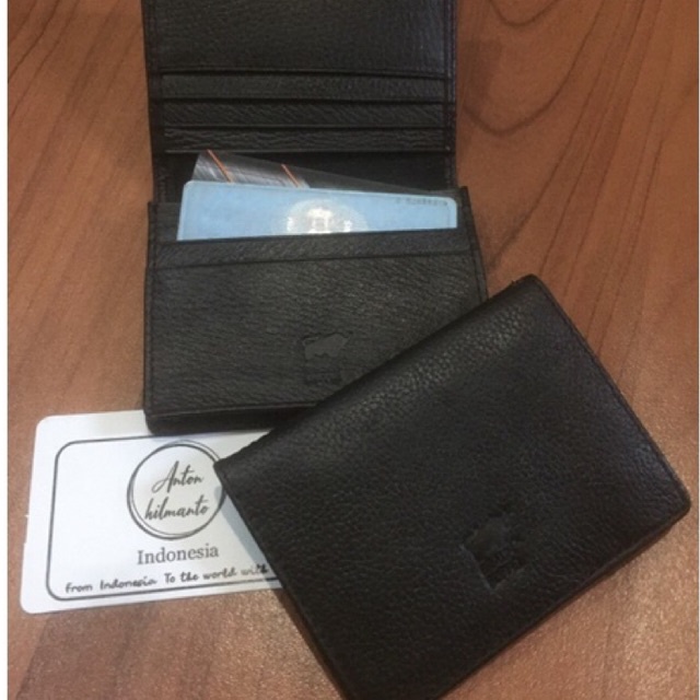 dompet kartu bahan kulit asli lokal model lipat buku tersedia 2 varian pien dan slot banyak #dompet #dompetkartu #dompetlipat #cardholder #dompetkulit