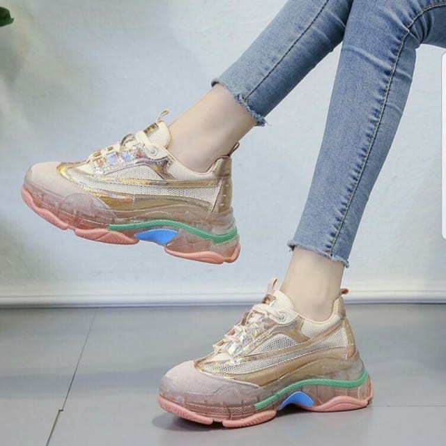 Sepatu wanita lv slip on kode 9918