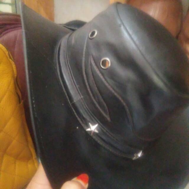 Topi kulit koboy asli