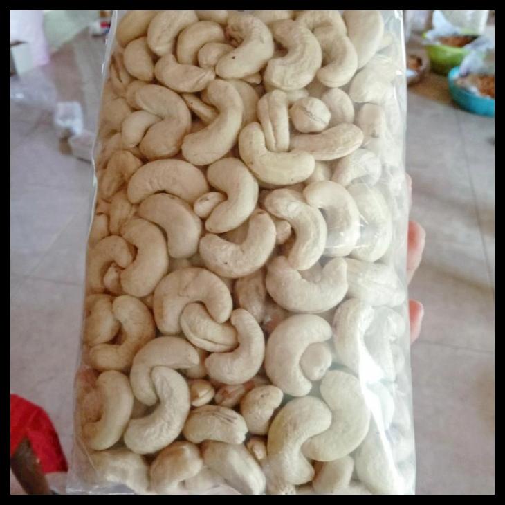 

DISKON TERBATAS !!! KACANG METE MENTAH WONOGIRI FRESH TERLARIS