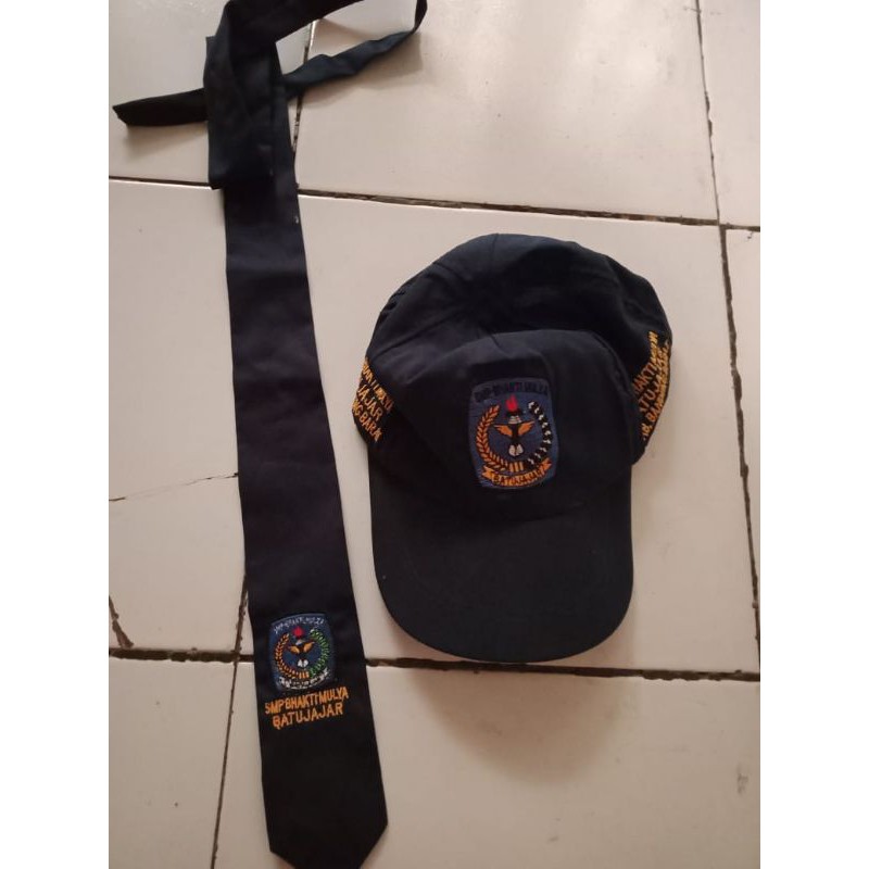 PROMO TOPI SEKOLAH SMP DAN SMA POLOS BISA JUGA TOPI DAN DASI SEKOLAH CUSTOM