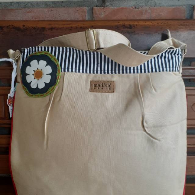 Tas slempang maika