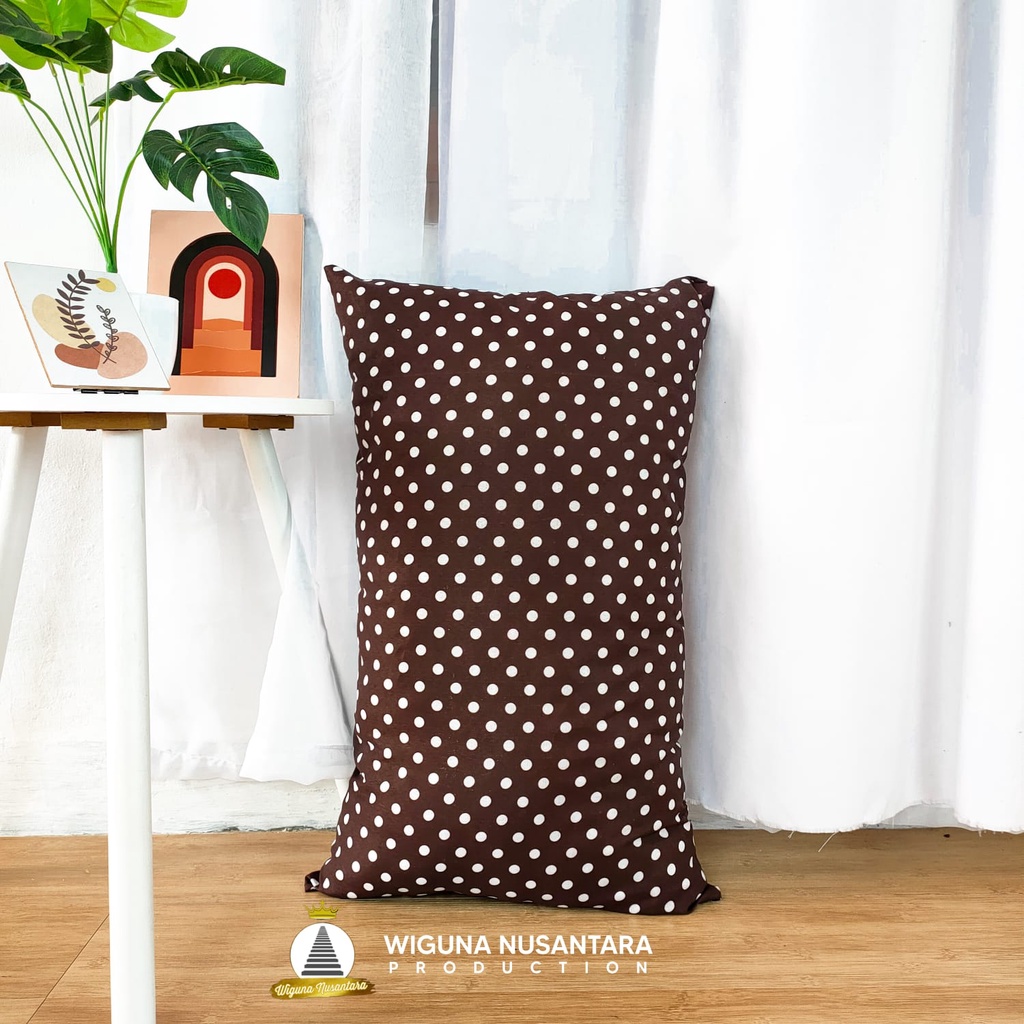 Bantal Tidur Polkadot Super 65 x 45