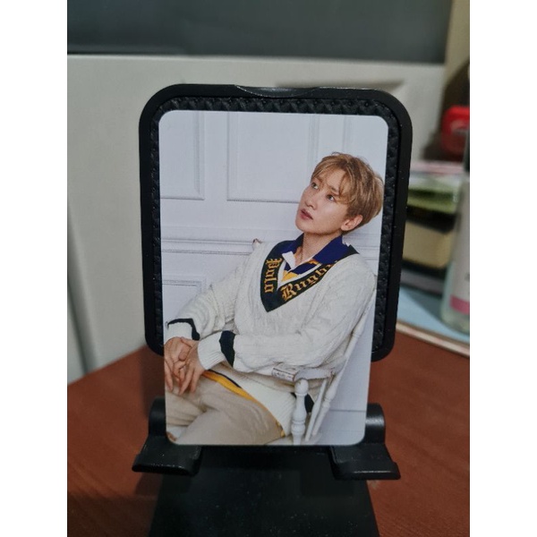 SUPER JUNIOR (EUNHYUK) - OFFICIAL PHOTOCARD BENEFIT SEASON GREETING 2019