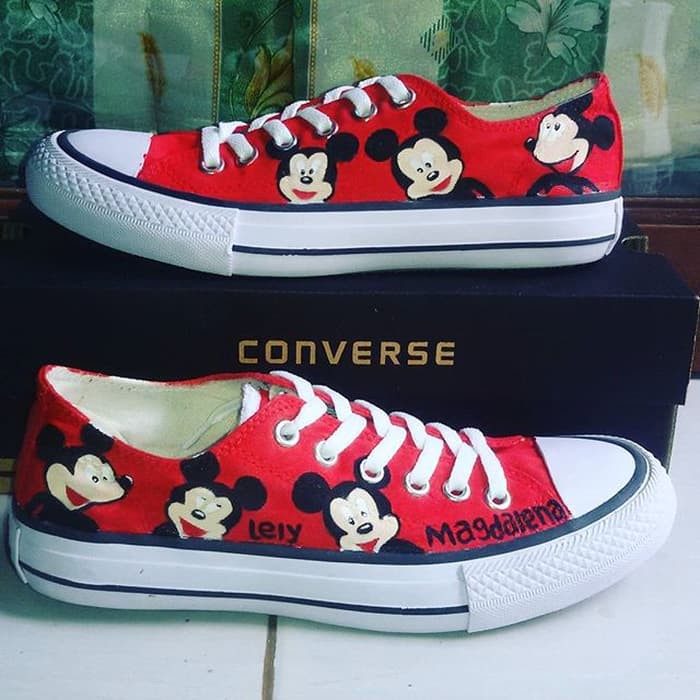 

SEPATU LUKIS BEBAS DESAIN CUSTOM NAMA GAMBAR KUALITAS RAPI CEPAT 60