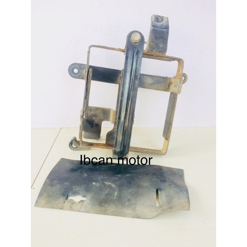 pangkon aki tiger 200 revo