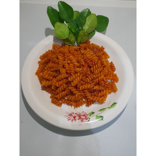 seblak kering/makroni spiral pedas kemasan 500g