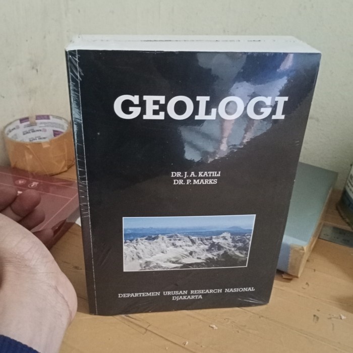 

Buku Geologi Katili