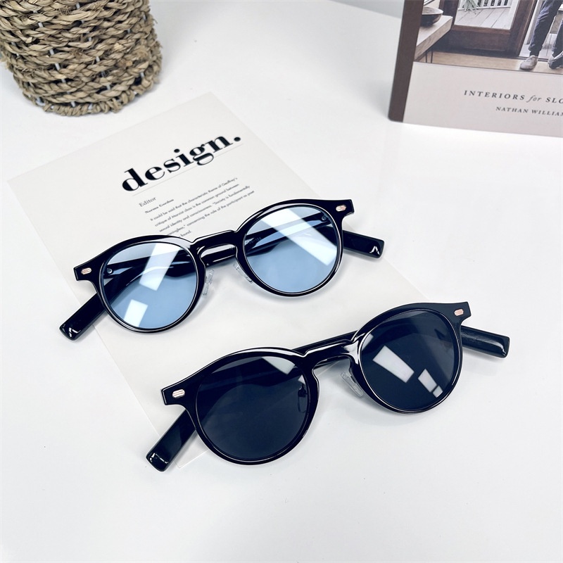Kacamata Hitam Bentuk Bulat Warna Permen Gaya Retro