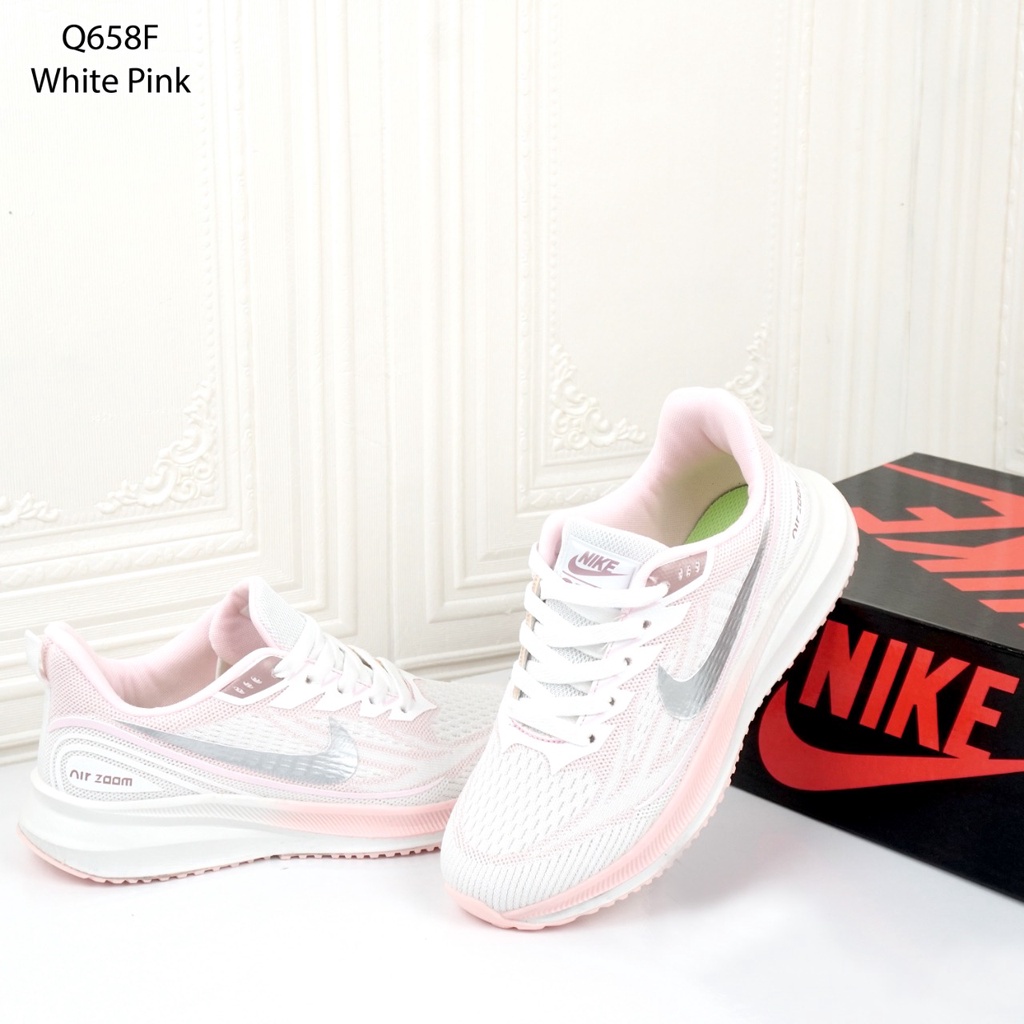 SEPATU CEWEK AIR ZOOM Q658F