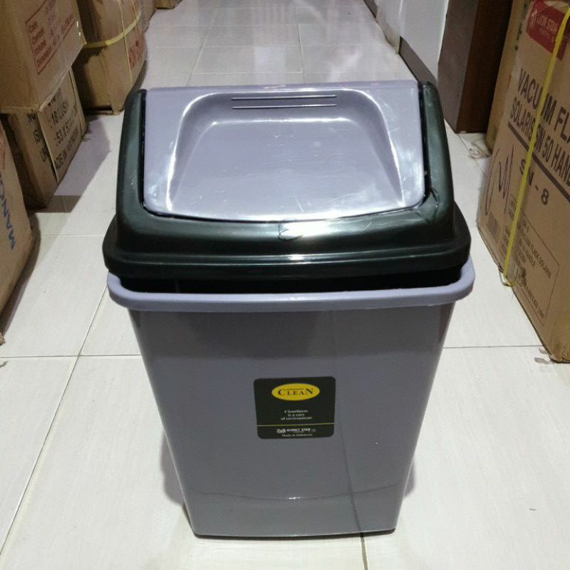 Tempat sampah 15 liter komet