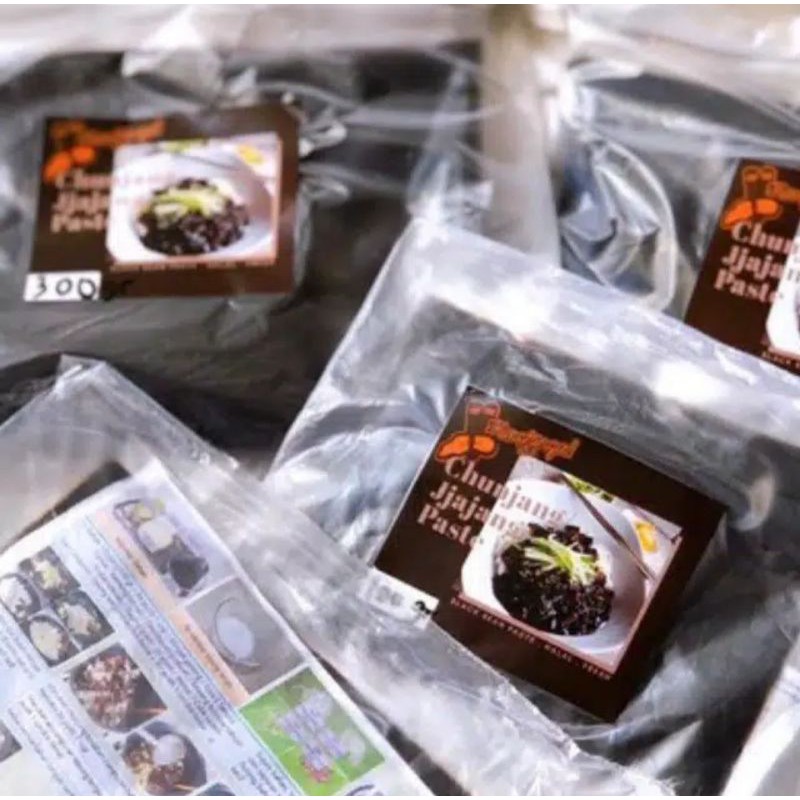 Chunjang 100gr - Black Bean Paste Jjajang Chajang Korea - Pasta Kedelai Hitam