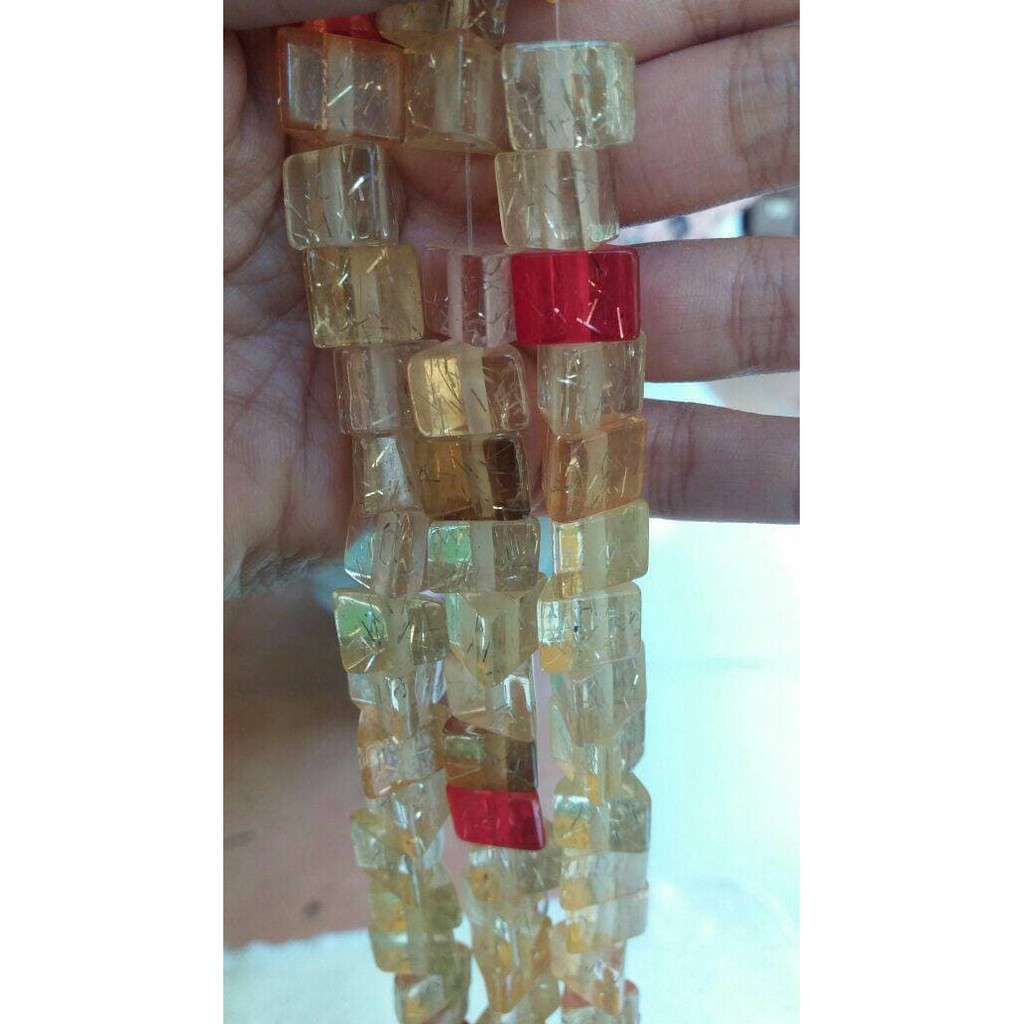 

Unik Manik Manik Akrilik Motif Segitiga ( 1 renteng ) ( DAS )