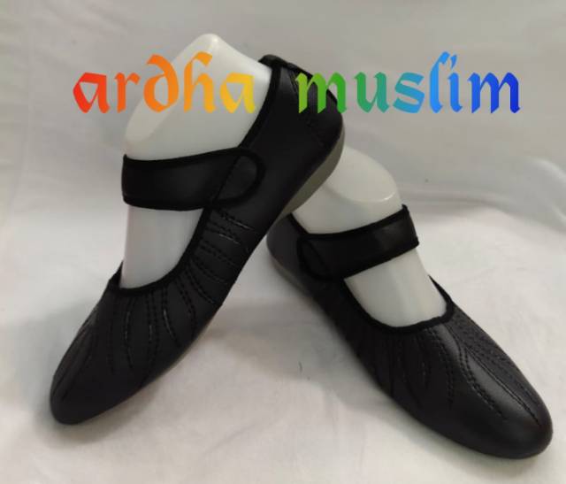 SEPATU HITAM  HAJI DAN UMROH WANITA