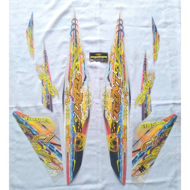 Striping transparan hologram beat fi (2013-2015)