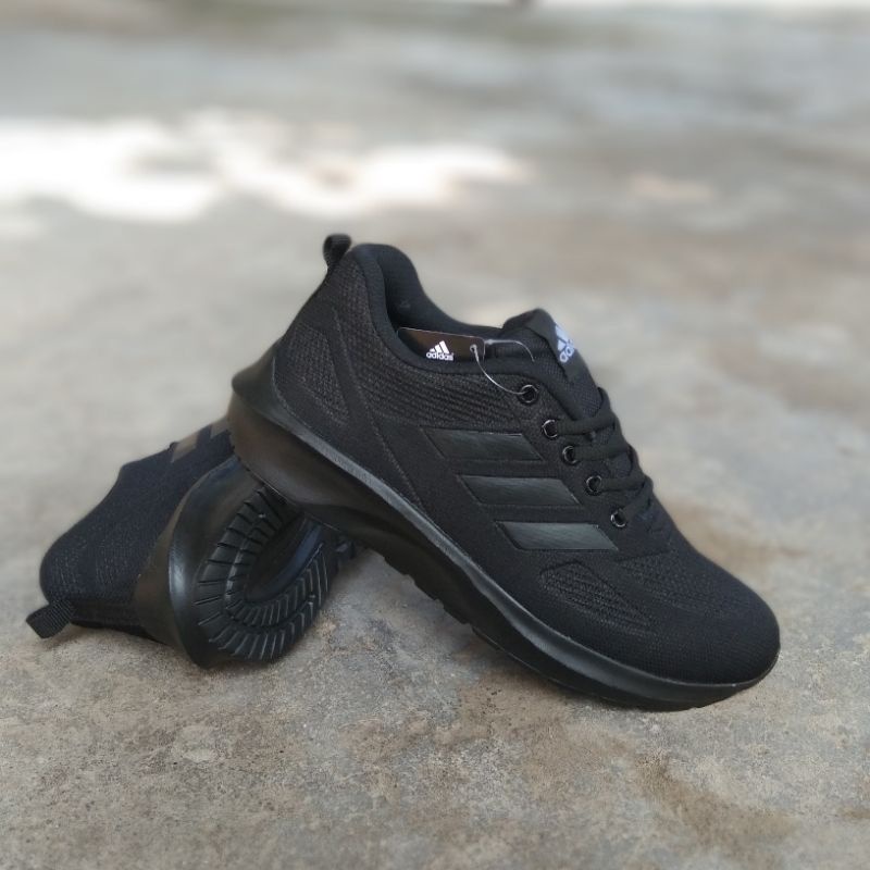 Paling laris Sepatu Sekolah Adidas Hitam Putih - Hitam Polos Pria/Wanita Sepatu Kerja / Sepatu polos