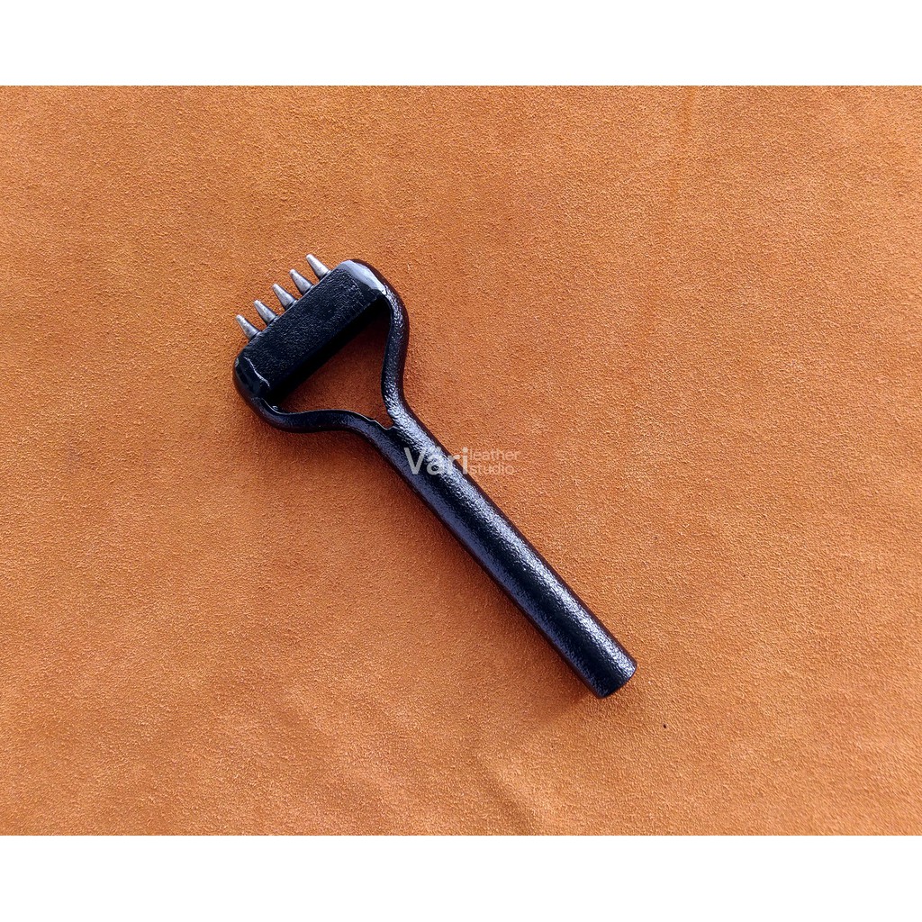 Varileather Punch Hole strap watch - oval