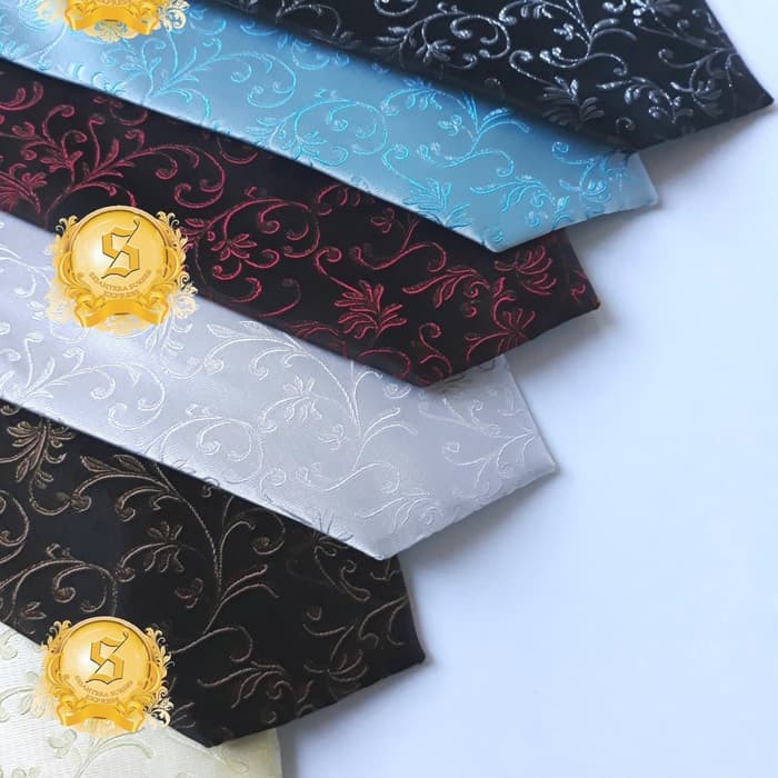 

Kualitas Terbaik - Dasi Panjang Batik Half 3 Inch Hitam Silver Merah Coklat Kuning