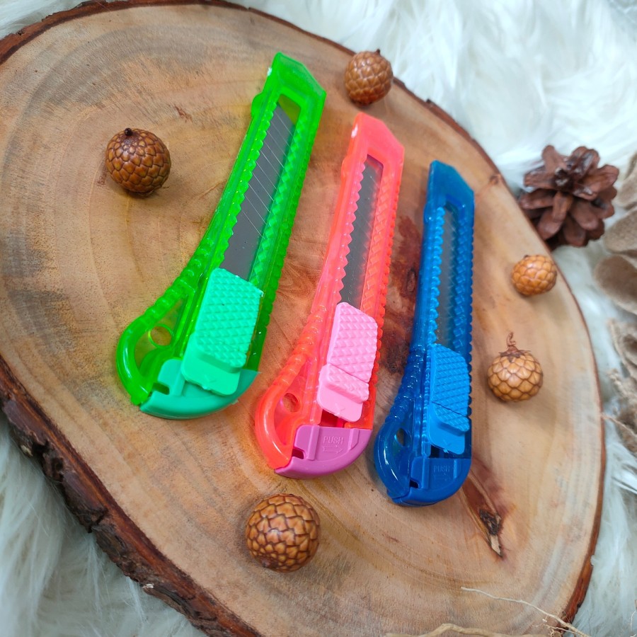 

pisau cutter besar murah-er