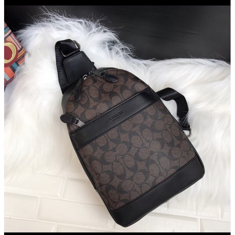 TAS PRIA BODYBAG COC SIGNATURE BLACK