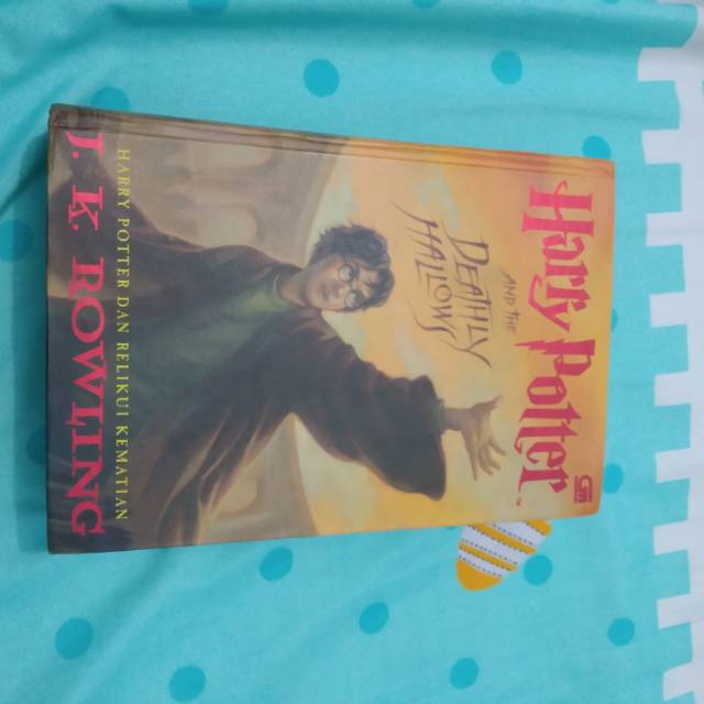 PRELOVED NOVEL HARRY POTTER HARD COVER
