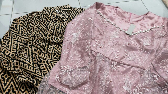 Maura Couple - Sania Ruffle Batik Couple Ori Ndoro Jowi Dnt Garansi Termurah Shopee - Couple Alina