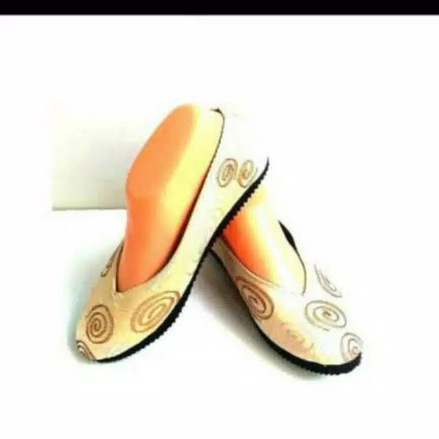 Kodian sepatu bordir/sepatu bali/ sepatu flat/sepatu murah