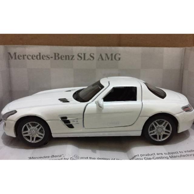 Mercedes Benz SLS AMG