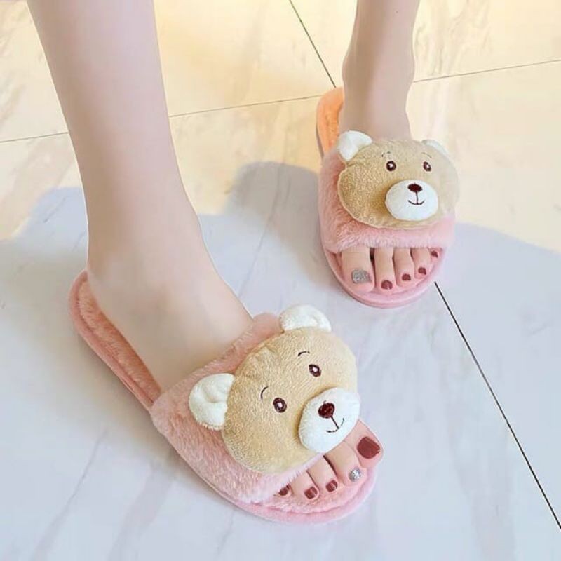 sandal bulu boneka