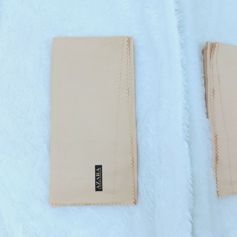 HIJAB SEGIEMPAT AZARA OSKARA-Krem