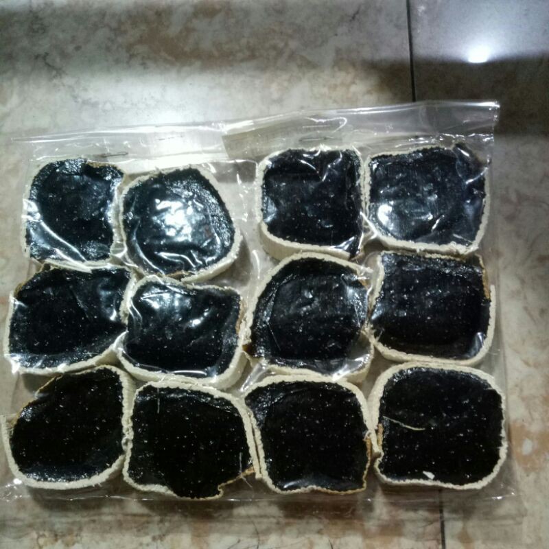 

dodol garut. dodol upe. dodol hitam isi 12pcs