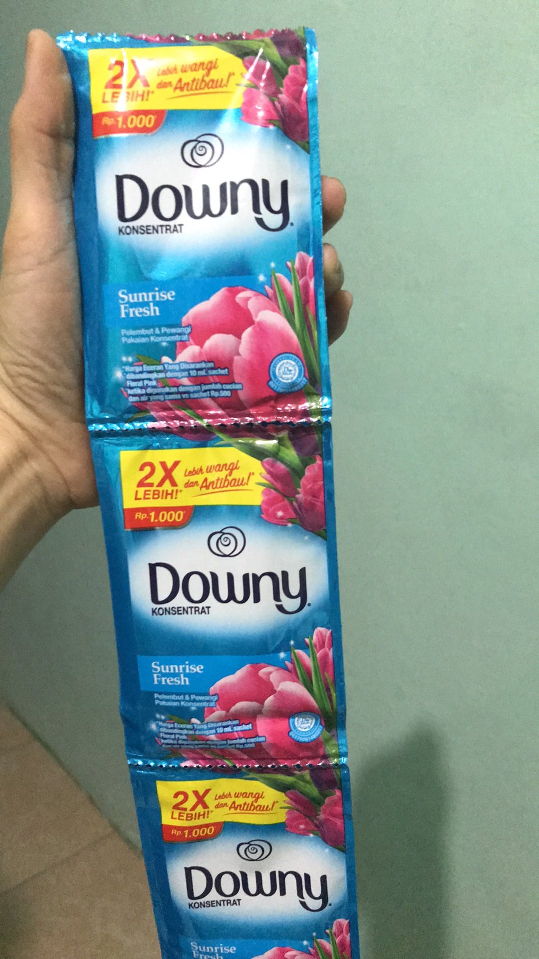 Downy Sunrise Fresh 20ml Isi 12 Pcs