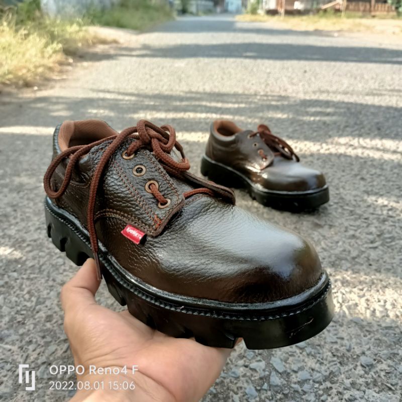 Sepatu Safety Slip On Pria Ujung Besi Jogger Sport King Safty Pria Sefty King Septi boot Kulit Asli