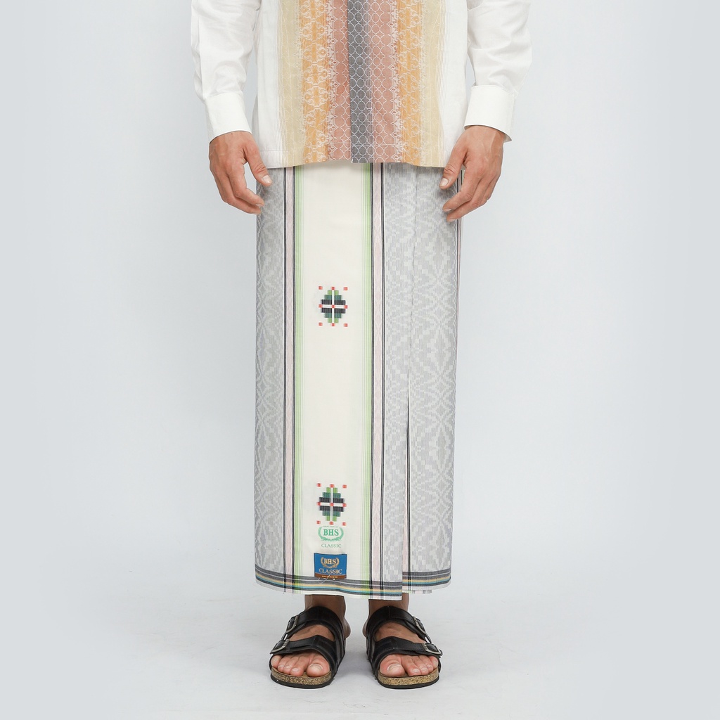 Sarung BHS Classic Gold Motif SSF Putih / BHS CLASSIC SSF