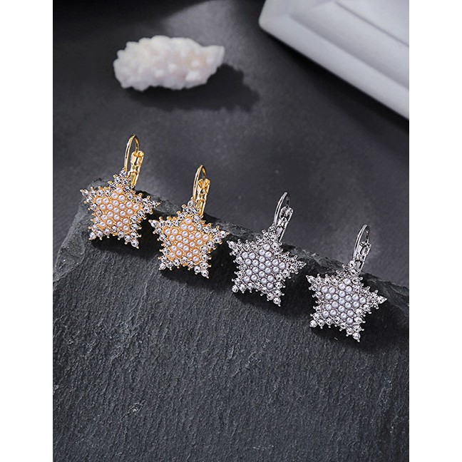 LRC Anting Tusuk Fashion Golden Pearl Star Earrings With Diamonds D69578