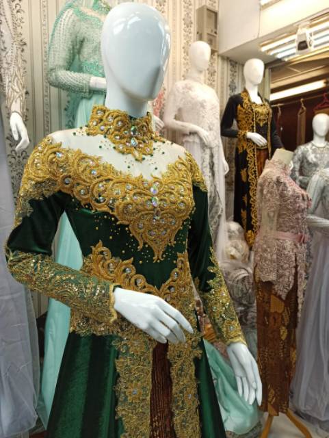 Kebaya Pengantin bludru full payet mewah/wedding dress