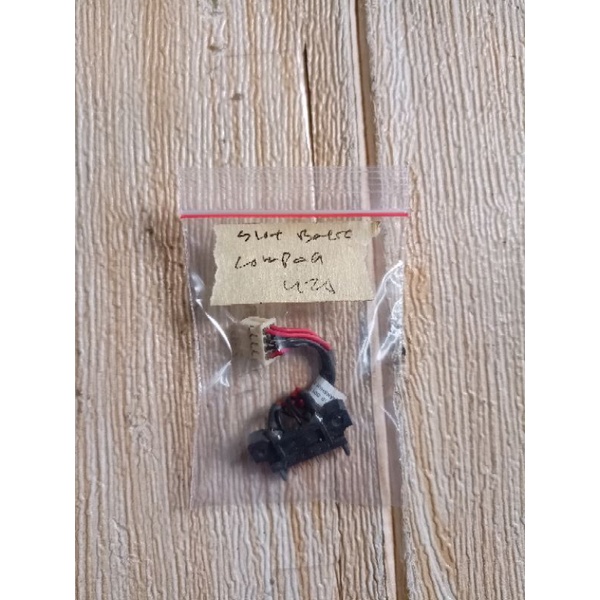 konektor batre laptop compaq 420