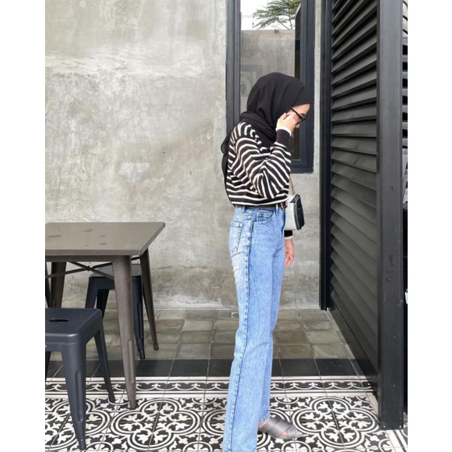 (27-30) SNOW ACID HW STRETCHY LOOSE JEANS / SNOWBLUE HIGHWAIST STRETCH LOOSE JEANS / CELANA STRETCH WANITA CEWEK