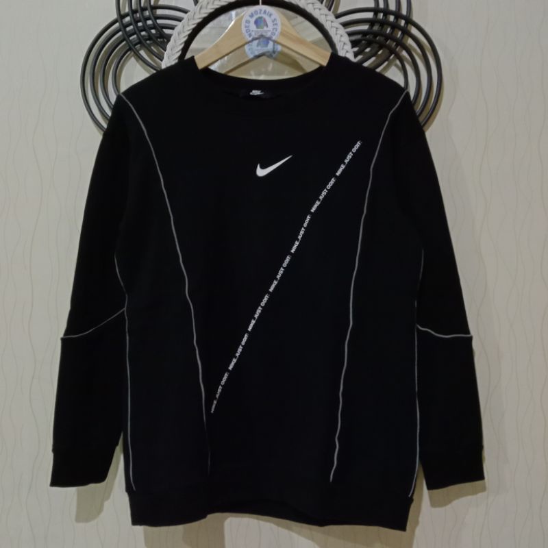 NIKE CENTER/CREWNECK NIKE CENTER SECOND/NIKE CENTER SECOND/NIKE SECOND/